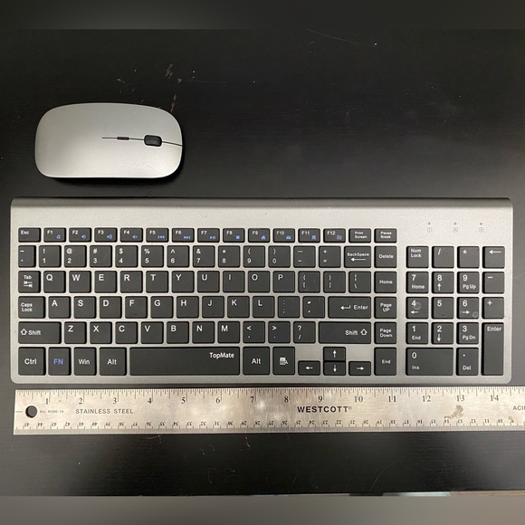 Wireless Ultra Thin Keyboard and Mouse Combo 2.4GHz - Picture 1 of 6